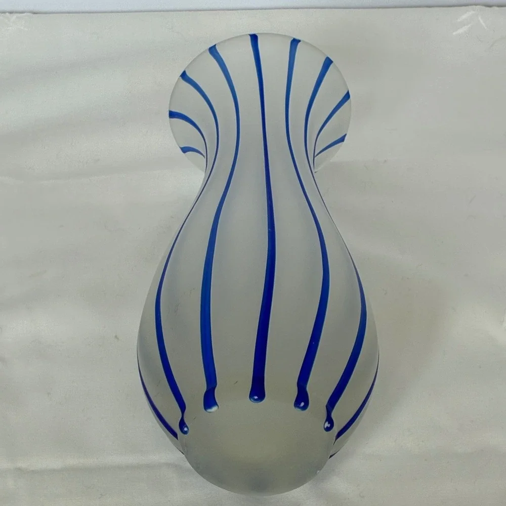 Vtg Pier 1 Satin Glass Vase Cobalt Blue Vertical Stripes Satin Finish 8.25 inch